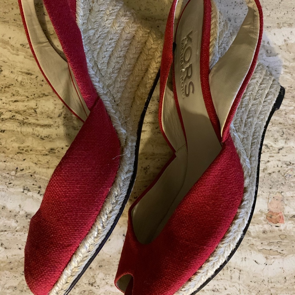 Shoes - Picture 2 of 2